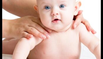 ערש הטיפול: טיפים חיוניים לבריאות תינוקך