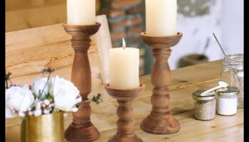 פמוטים מעץ: יצירת תאורת סביבה לבית שלך