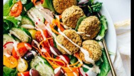 שלמות על בסיס צמחי: יצירה של מעדני ירקות טעימים